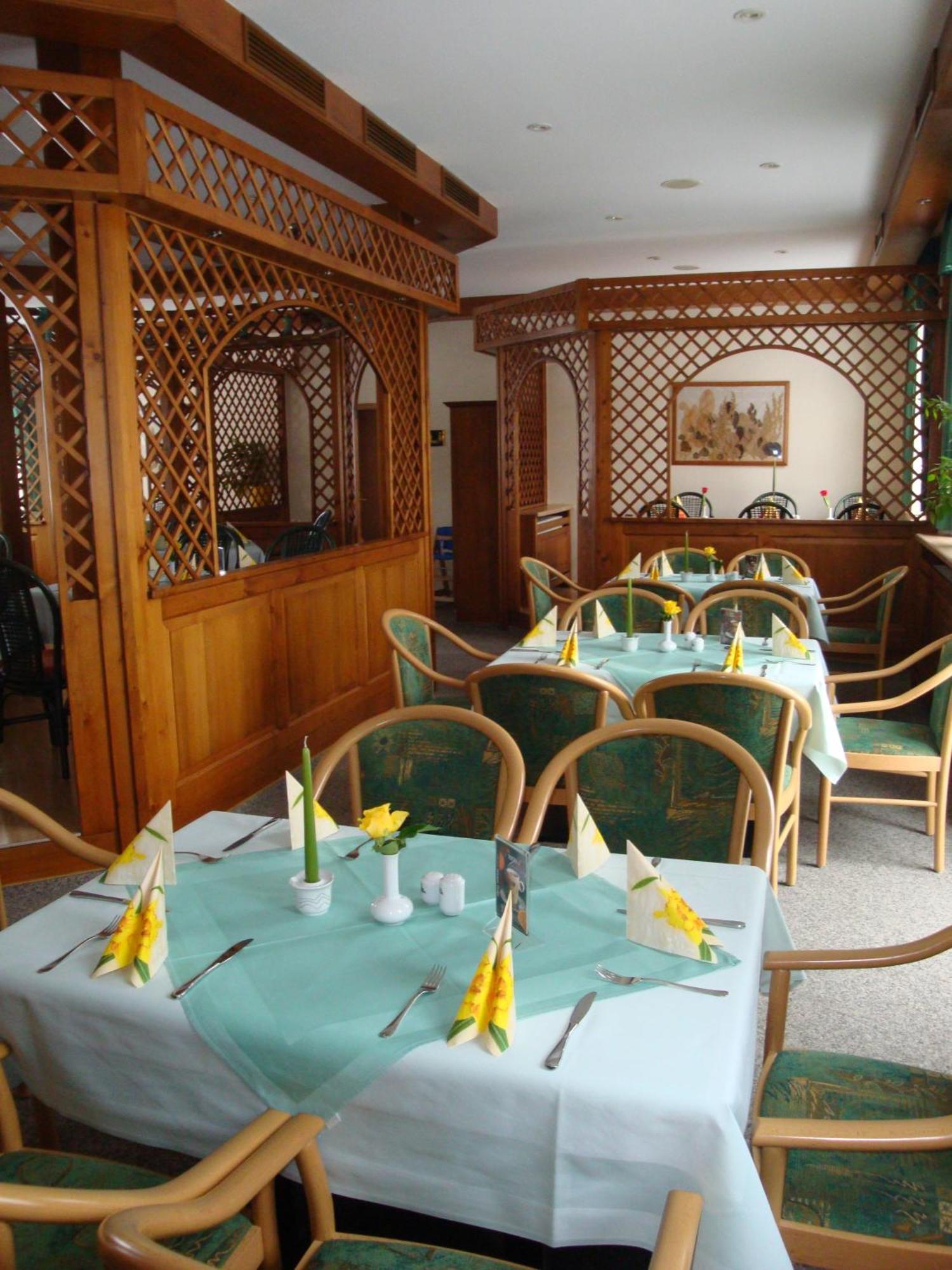 Hotel Friesen Werdau ภายนอก รูปภาพ