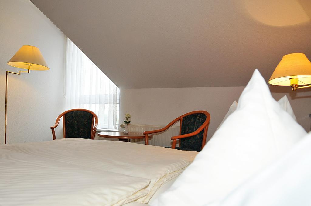 Hotel Friesen Werdau ภายนอก รูปภาพ